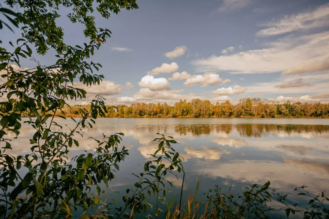 Generational Group Guides Sale of HSE Consulting Services, LLC to Mainline Environmental