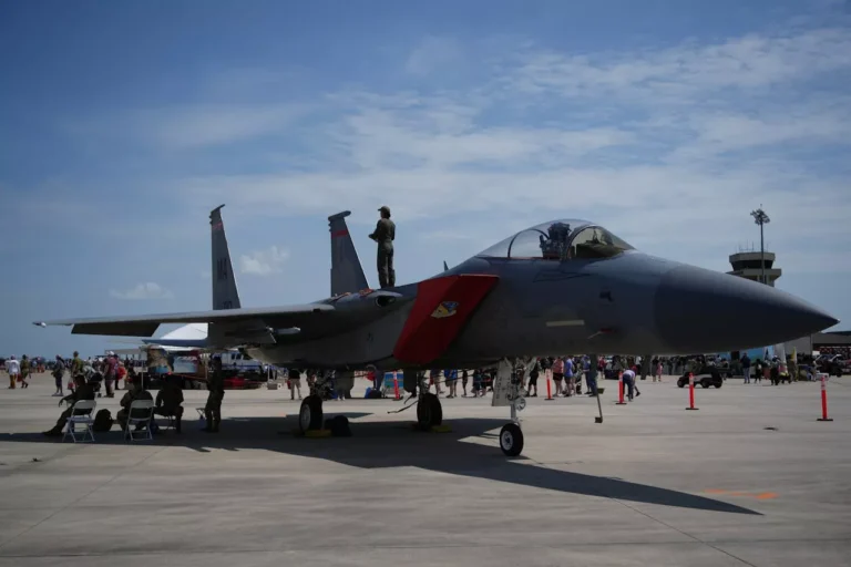 Major Topping-Off Achievement Reached by Conti Federal at Ellsworth Air Force Base