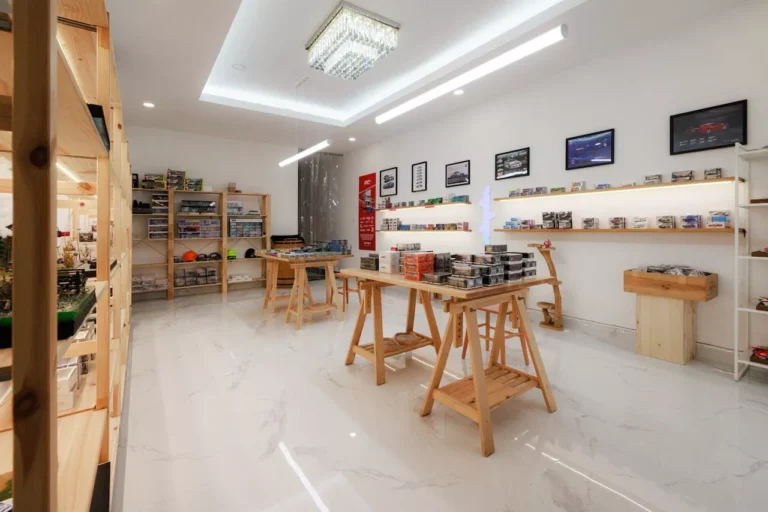 Floor & Decor Expands into Central New York with Debut Store in Syracuse