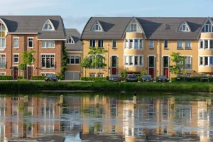 Marcus & Millichap Closes Two LA Multifamily Deals at Record Prices