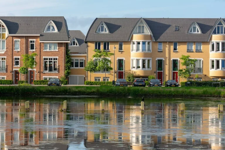 Marcus & Millichap Closes Two LA Multifamily Deals at Record Prices