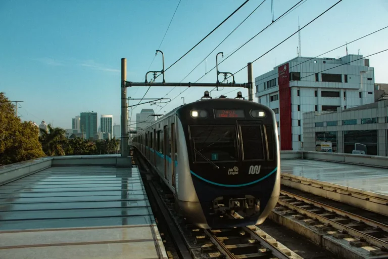 Digital Engineering Takes Center Stage on Suburban Rail Loop East