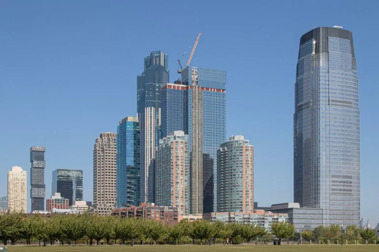 Walker & Dunlop Secures $375M Loan for Jersey City Development