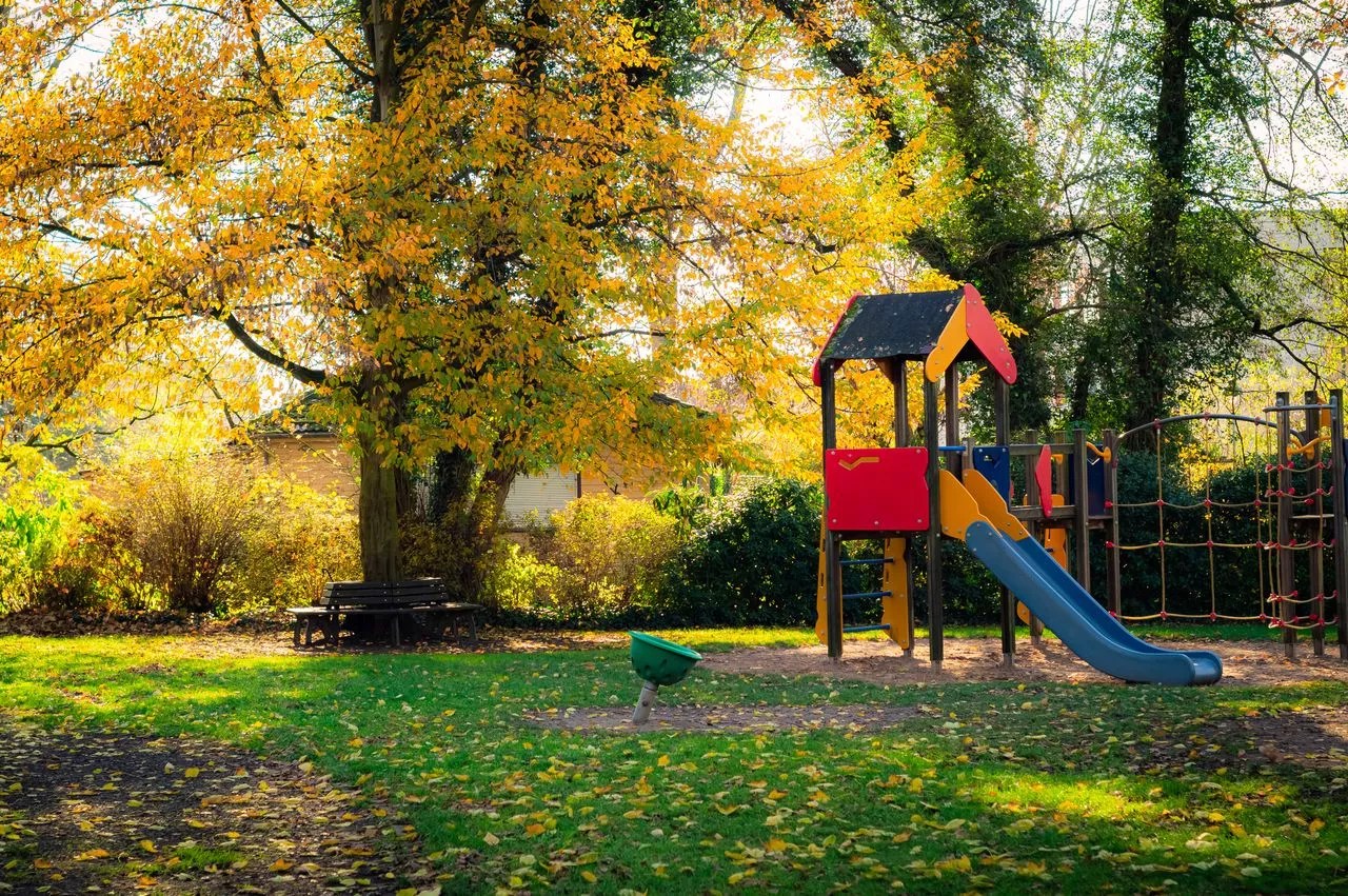 Barratt Redrow Opens First Inclusive Play Area at Frenchay Park