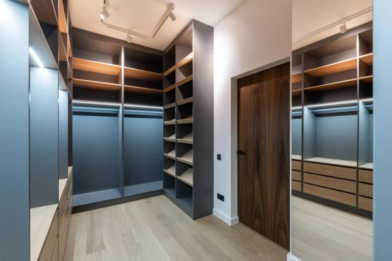 Pittsburgh Paints Launches VELOURA Waterborne Urethane Alkyd Enamel
